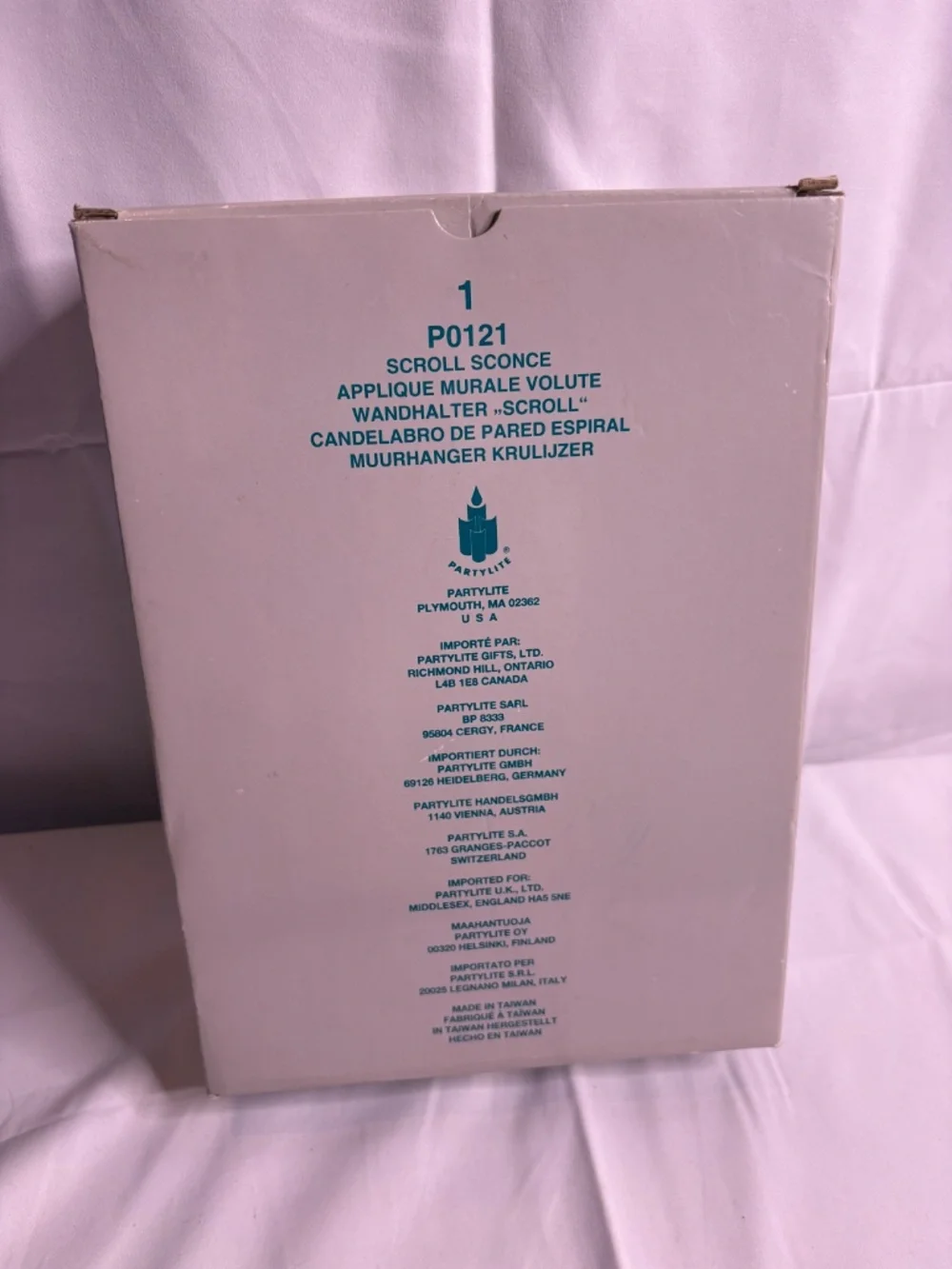 Partylite P0121 Wrought Iron and Frosted Glass Scroll Sconce NEW in Original Box - Picture 8 of 9